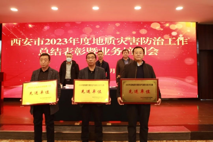 658e74b89cfcb.jpg 640 (2).jpg